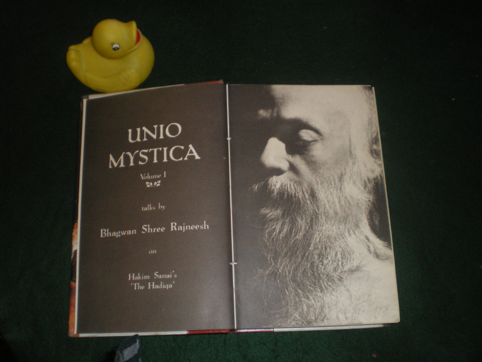Unio Mystica Vol I - On Hakim Sanai's "The Hadiqa" (1st edition) by Bhagwan Shree Rajneesh, Ma Yoga Laxmi Rajneesh Foundation, 1980. $180 - Image 3