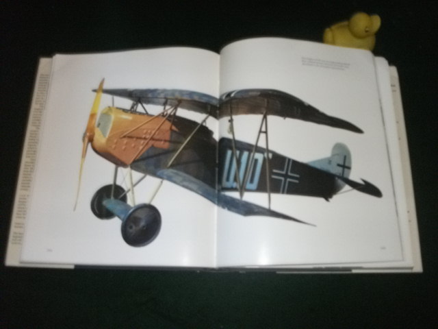 The National Air And Space Museum (1st edition) by C.D.B. Bryan. Harry N. Abrams, 1979. Mint condition. 0 8109 0666 X - Image 4