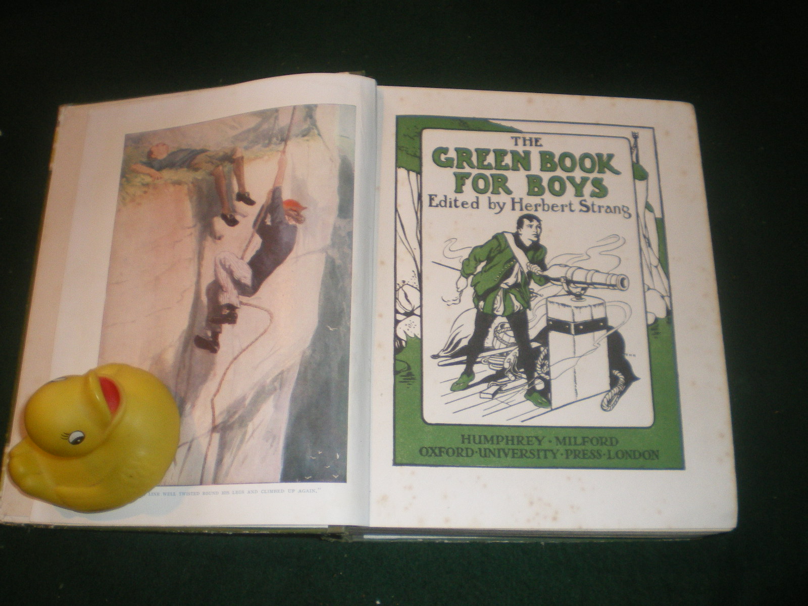 The Green Book For Boys by Herbert Strang (ed). Humphrey Milford, Oxford University Press, 1926. - Image 4