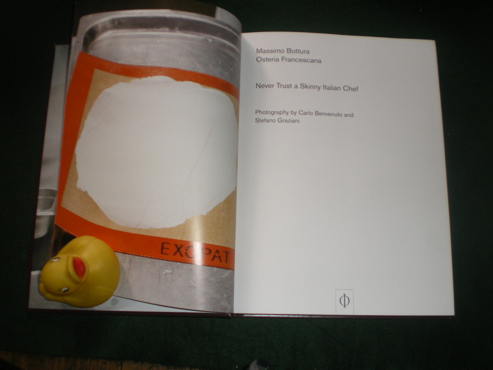 Never Trust A Skinny Italian Chef (Ist edition) by Massimo Bottura. Phaidon, 2014. Mint condition - Image 5