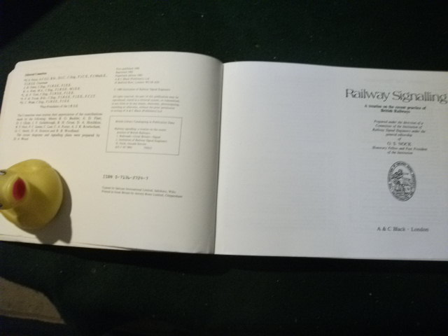 Railway Signalling: A Treatise On The Recent Practice Of British Railways by O. S. Nock. A&C Black 1985 - Image 5