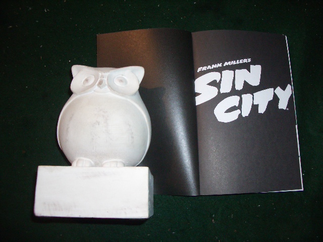 Sin City: The Hard Goodbye by Frank Miller. Dark Horse, 2005 - Image 4