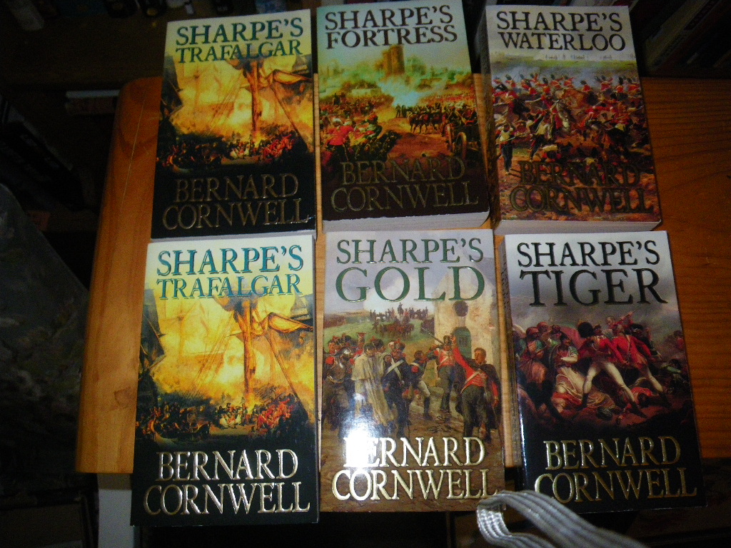Bernard Cornwall Sharpe's series collection of 18 paperbacks all VG read only once - Image 5