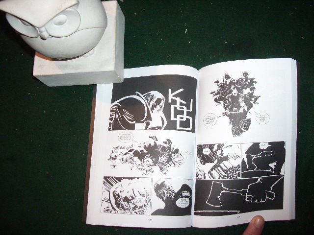 Sin City: The Hard Goodbye by Frank Miller. Dark Horse, 2005 - Image 2