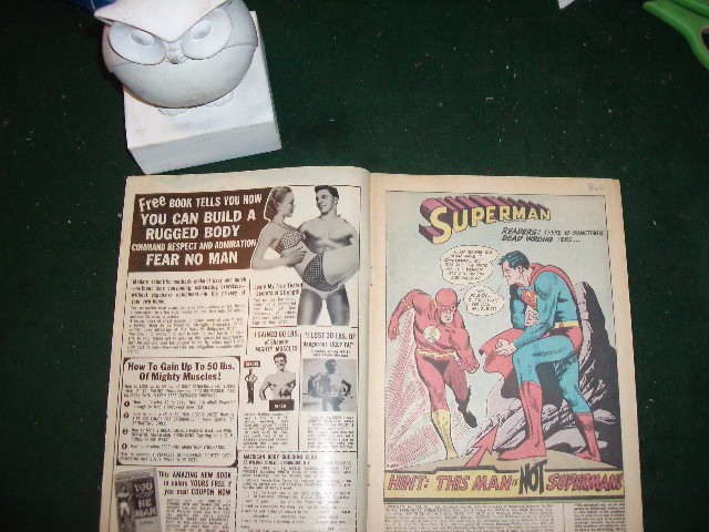Superman Oct 1969 #220: The Flash and Superman in "Who Stole My Super-Powers" (1st edition) written by Jim Shooter; pencils by Curt Swan. DC Comics, 1969 - Image 4