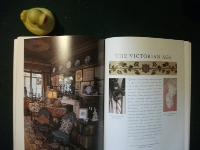 Mary Gilliatt's Period Decorating (1st edition) by Mary Gilliatt. Conran Octopus, 1990 - Image 5