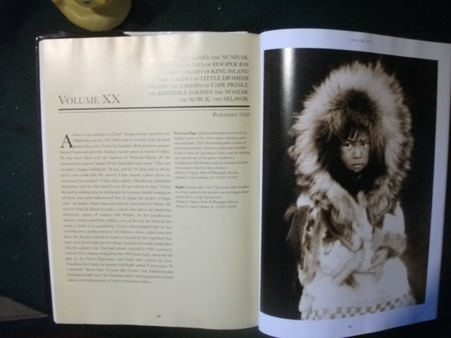 Edward S. Curtis Portraits: The Many Faces Of The Native American (1st edition) by Wayne L. Youngblood. Compendium Publishing, 2009 - Image 4